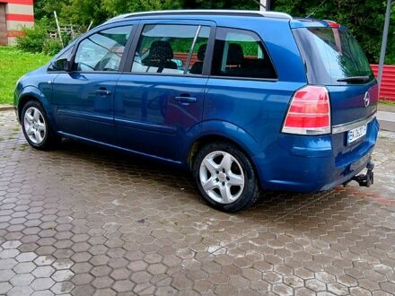 Зеленый Опель Зафира, объемом двигателя 2.2 л и пробегом 303 тыс. км за 4500 $, фото 1 на Automoto.ua