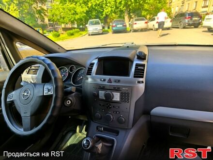 Опель Зафіра 2007 у Кривому Розі на Automoto.ua Зелений Опель Зафіра, об'ємом двигуна 1.8 л та пробігом 258 тис. км за 4800 $, фото 1 на Automoto.ua