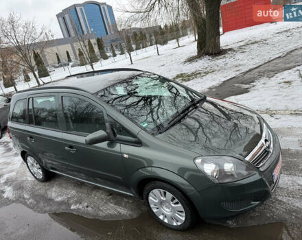 Зеленый Опель Зафира, объемом двигателя 1.6 л и пробегом 222 тыс. км за 6700 $, фото 1 на Automoto.ua