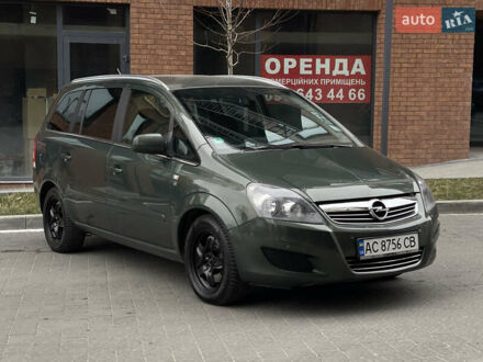 Зеленый Опель Зафира, объемом двигателя 1.7 л и пробегом 200 тыс. км за 5700 $, фото 1 на Automoto.ua