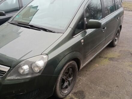 Зеленый Опель Зафира, объемом двигателя 1.7 л и пробегом 200 тыс. км за 5500 $, фото 1 на Automoto.ua