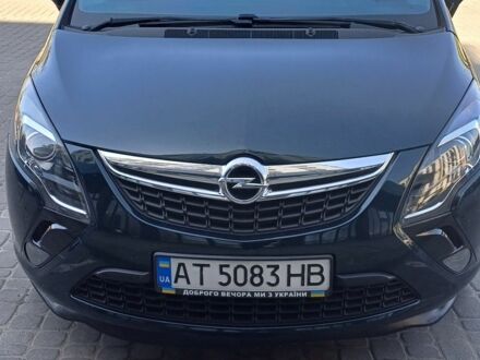 Опель Зафира 2014 в Калуше на Automoto.ua Зеленый Опель Зафира, объемом двигателя 2 л и пробегом 244 тыс. км за 10000 $, фото 1 на Automoto.ua