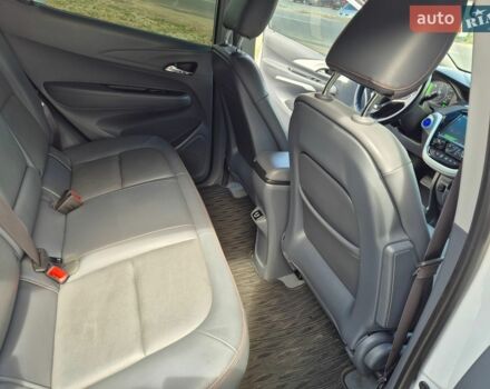 Белый Опель Ampera-e, объемом двигателя 0 л и пробегом 119 тыс. км за 14800 $, фото 15 на Automoto.ua
