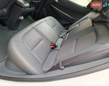 Білий Опель Ampera-e, об'ємом двигуна 0 л та пробігом 160 тис. км за 13700 $, фото 59 на Automoto.ua