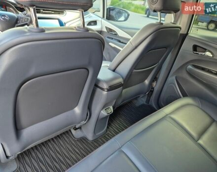 Белый Опель Ampera-e, объемом двигателя 0 л и пробегом 119 тыс. км за 14800 $, фото 21 на Automoto.ua
