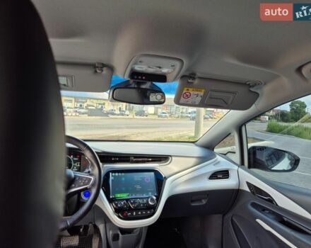 Белый Опель Ampera-e, объемом двигателя 0 л и пробегом 119 тыс. км за 14800 $, фото 18 на Automoto.ua