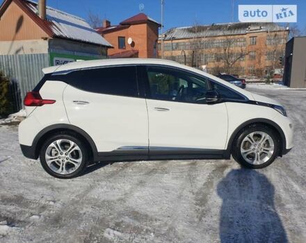 Белый Опель Ampera-e, объемом двигателя 0 л и пробегом 105 тыс. км за 17300 $, фото 7 на Automoto.ua