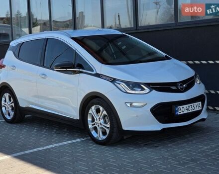 Білий Опель Ampera-e, об'ємом двигуна 0 л та пробігом 129 тис. км за 13999 $, фото 2 на Automoto.ua