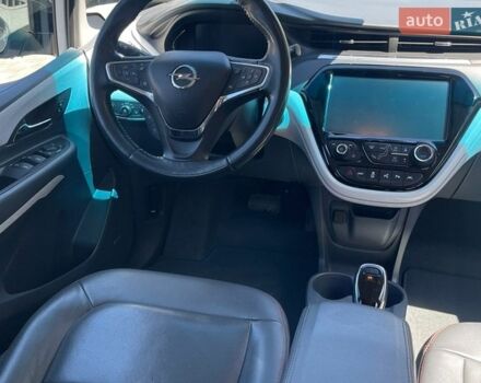Белый Опель Ampera-e, объемом двигателя 0 л и пробегом 112 тыс. км за 15750 $, фото 8 на Automoto.ua