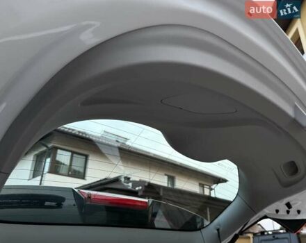 Белый Опель Ampera-e, объемом двигателя 0 л и пробегом 71 тыс. км за 14350 $, фото 106 на Automoto.ua