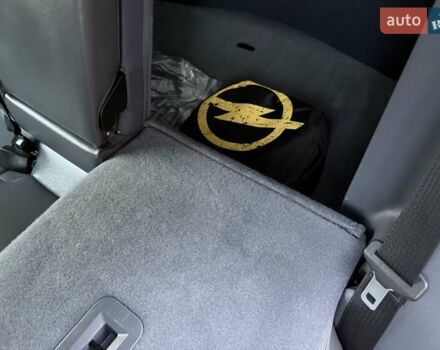 Белый Опель Ampera-e, объемом двигателя 0 л и пробегом 71 тыс. км за 14350 $, фото 101 на Automoto.ua