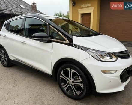 Белый Опель Ampera-e, объемом двигателя 0 л и пробегом 71 тыс. км за 14350 $, фото 15 на Automoto.ua
