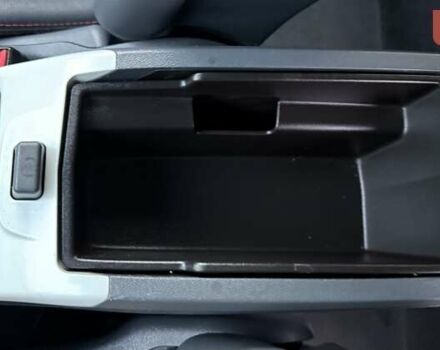 Белый Опель Ampera-e, объемом двигателя 0 л и пробегом 71 тыс. км за 14350 $, фото 79 на Automoto.ua