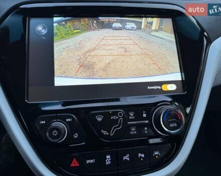 Белый Опель Ampera-e, объемом двигателя 0 л и пробегом 71 тыс. км за 14350 $, фото 85 на Automoto.ua