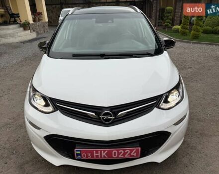 Белый Опель Ampera-e, объемом двигателя 0 л и пробегом 71 тыс. км за 14350 $, фото 16 на Automoto.ua