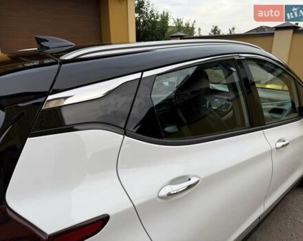 Белый Опель Ampera-e, объемом двигателя 0 л и пробегом 71 тыс. км за 14350 $, фото 33 на Automoto.ua