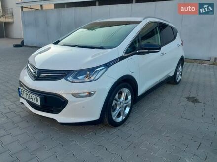 Опель Ampera-e 2018 в Ивано-Франковске на Automoto.ua Белый Опель Ampera-e, объемом двигателя 0 л и пробегом 105 тыс. км за 13100 $, фото 1 на Automoto.ua