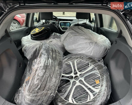 Черный Опель Ampera-e, объемом двигателя 0 л и пробегом 166 тыс. км за 14200 $, фото 15 на Automoto.ua