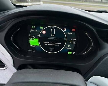 Черный Опель Ampera-e, объемом двигателя 0 л и пробегом 45 тыс. км за 15200 $, фото 21 на Automoto.ua