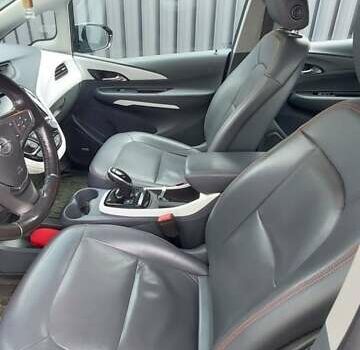 Черный Опель Ampera-e, объемом двигателя 0 л и пробегом 122 тыс. км за 15341 $, фото 14 на Automoto.ua