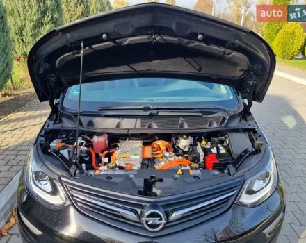 Черный Опель Ampera-e, объемом двигателя 0 л и пробегом 52 тыс. км за 15850 $, фото 39 на Automoto.ua