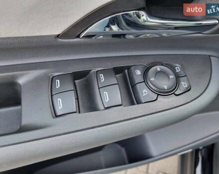 Черный Опель Ampera-e, объемом двигателя 0 л и пробегом 52 тыс. км за 15850 $, фото 18 на Automoto.ua