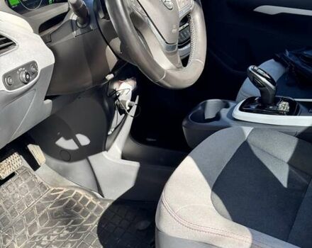 Красный Опель Ampera-e, объемом двигателя 0 л и пробегом 35 тыс. км за 16500 $, фото 73 на Automoto.ua