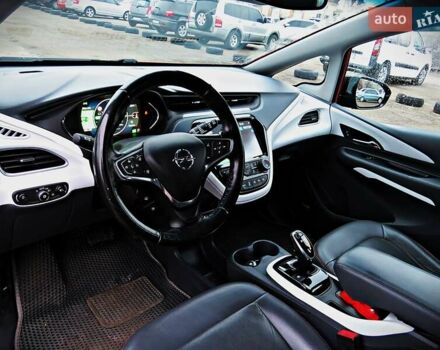 Красный Опель Ampera-e, объемом двигателя 0 л и пробегом 179 тыс. км за 16000 $, фото 7 на Automoto.ua