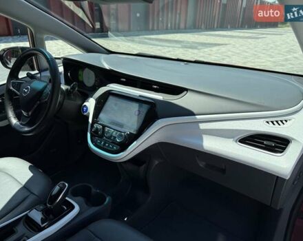 Красный Опель Ampera-e, объемом двигателя 0 л и пробегом 100 тыс. км за 15900 $, фото 32 на Automoto.ua