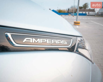 Серый Опель Ampera-e, объемом двигателя 0 л и пробегом 159 тыс. км за 16000 $, фото 6 на Automoto.ua