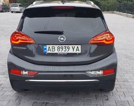 Серый Опель Ampera-e, объемом двигателя 0 л и пробегом 93 тыс. км за 15450 $, фото 6 на Automoto.ua