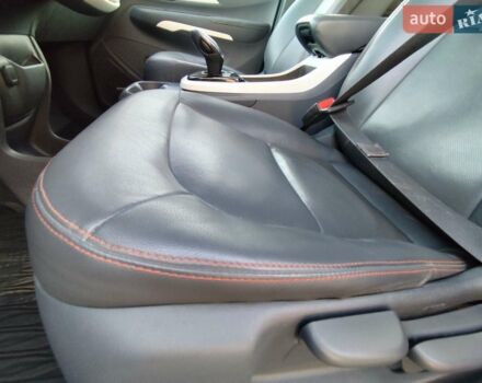 Серый Опель Ampera-e, объемом двигателя 0 л и пробегом 123 тыс. км за 15555 $, фото 43 на Automoto.ua