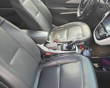 Серый Опель Ampera-e, объемом двигателя 0 л и пробегом 250 тыс. км за 14900 $, фото 19 на Automoto.ua
