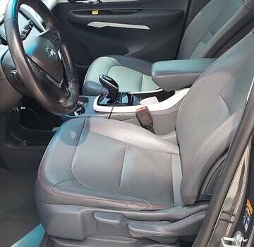 Серый Опель Ampera-e, объемом двигателя 0 л и пробегом 93 тыс. км за 15450 $, фото 14 на Automoto.ua