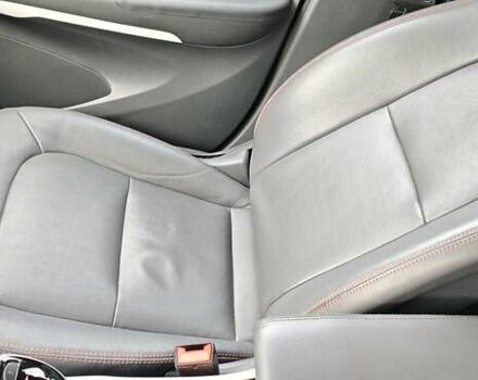 Серый Опель Ampera-e, объемом двигателя 0 л и пробегом 114 тыс. км за 14900 $, фото 21 на Automoto.ua