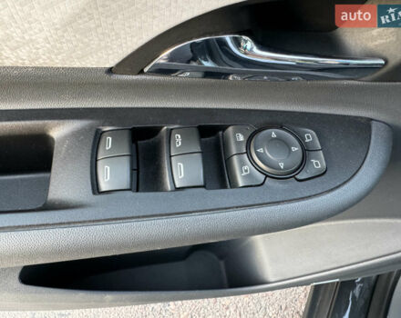 Серый Опель Ampera-e, объемом двигателя 0 л и пробегом 155 тыс. км за 14400 $, фото 17 на Automoto.ua