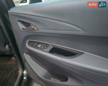 Сірий Опель Ampera-e, об'ємом двигуна 0 л та пробігом 109 тис. км за 14250 $, фото 20 на Automoto.ua