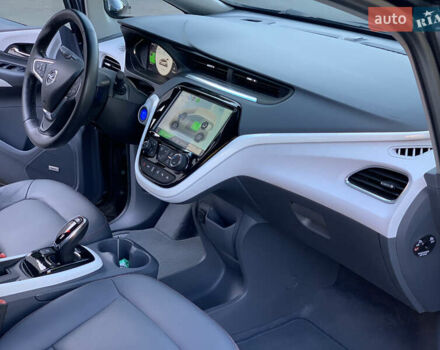 Серый Опель Ampera-e, объемом двигателя 0 л и пробегом 90 тыс. км за 14900 $, фото 40 на Automoto.ua