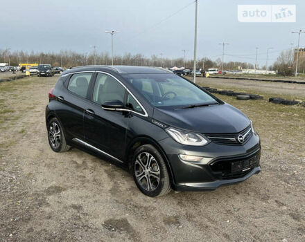 Серый Опель Ampera-e, объемом двигателя 0 л и пробегом 82 тыс. км за 18490 $, фото 12 на Automoto.ua