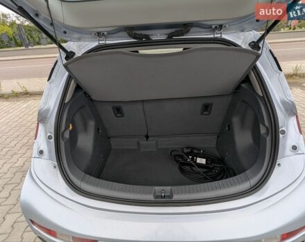 Сірий Опель Ampera-e, об'ємом двигуна 0 л та пробігом 138 тис. км за 14700 $, фото 32 на Automoto.ua