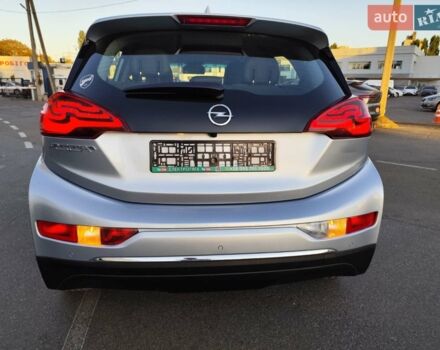 Серый Опель Ampera-e, объемом двигателя 0 л и пробегом 123 тыс. км за 15555 $, фото 14 на Automoto.ua