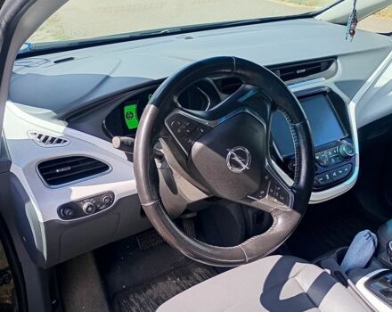 Серый Опель Ampera-e, объемом двигателя 0 л и пробегом 250 тыс. км за 14900 $, фото 27 на Automoto.ua