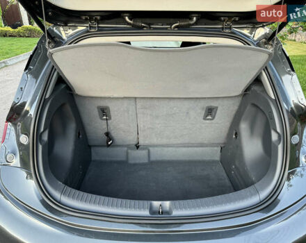 Серый Опель Ampera-e, объемом двигателя 0 л и пробегом 138 тыс. км за 13400 $, фото 10 на Automoto.ua