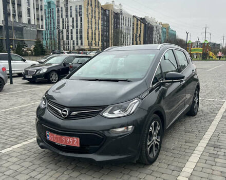 Серый Опель Ampera-e, объемом двигателя 0 л и пробегом 80 тыс. км за 18222 $, фото 4 на Automoto.ua