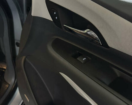 Серый Опель Ampera-e, объемом двигателя 0 л и пробегом 150 тыс. км за 14800 $, фото 13 на Automoto.ua