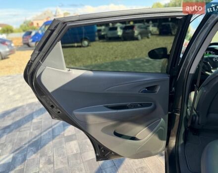 Серый Опель Ampera-e, объемом двигателя 0 л и пробегом 193 тыс. км за 13699 $, фото 20 на Automoto.ua