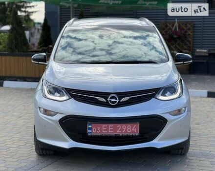 Серый Опель Ampera-e, объемом двигателя 0 л и пробегом 68 тыс. км за 15999 $, фото 4 на Automoto.ua