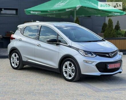 Серый Опель Ampera-e, объемом двигателя 0 л и пробегом 68 тыс. км за 15999 $, фото 2 на Automoto.ua