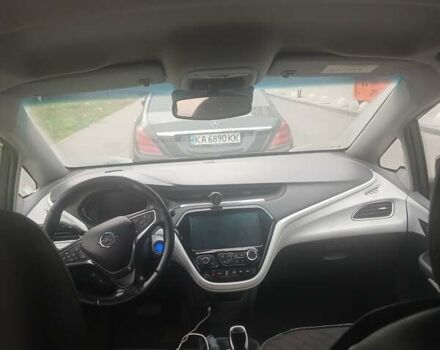 Серый Опель Ampera-e, объемом двигателя 0 л и пробегом 197 тыс. км за 17000 $, фото 4 на Automoto.ua