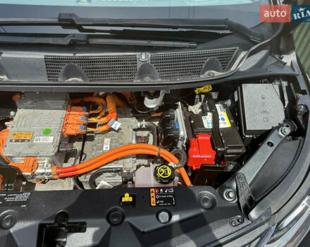 Серый Опель Ampera-e, объемом двигателя 0 л и пробегом 146 тыс. км за 15691 $, фото 98 на Automoto.ua